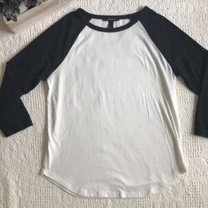 Forever 21 black and white Jersey top